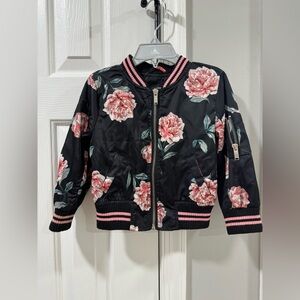 Urban Republic Girls Collection Bomper Jacket Floral Printed. Size 3T